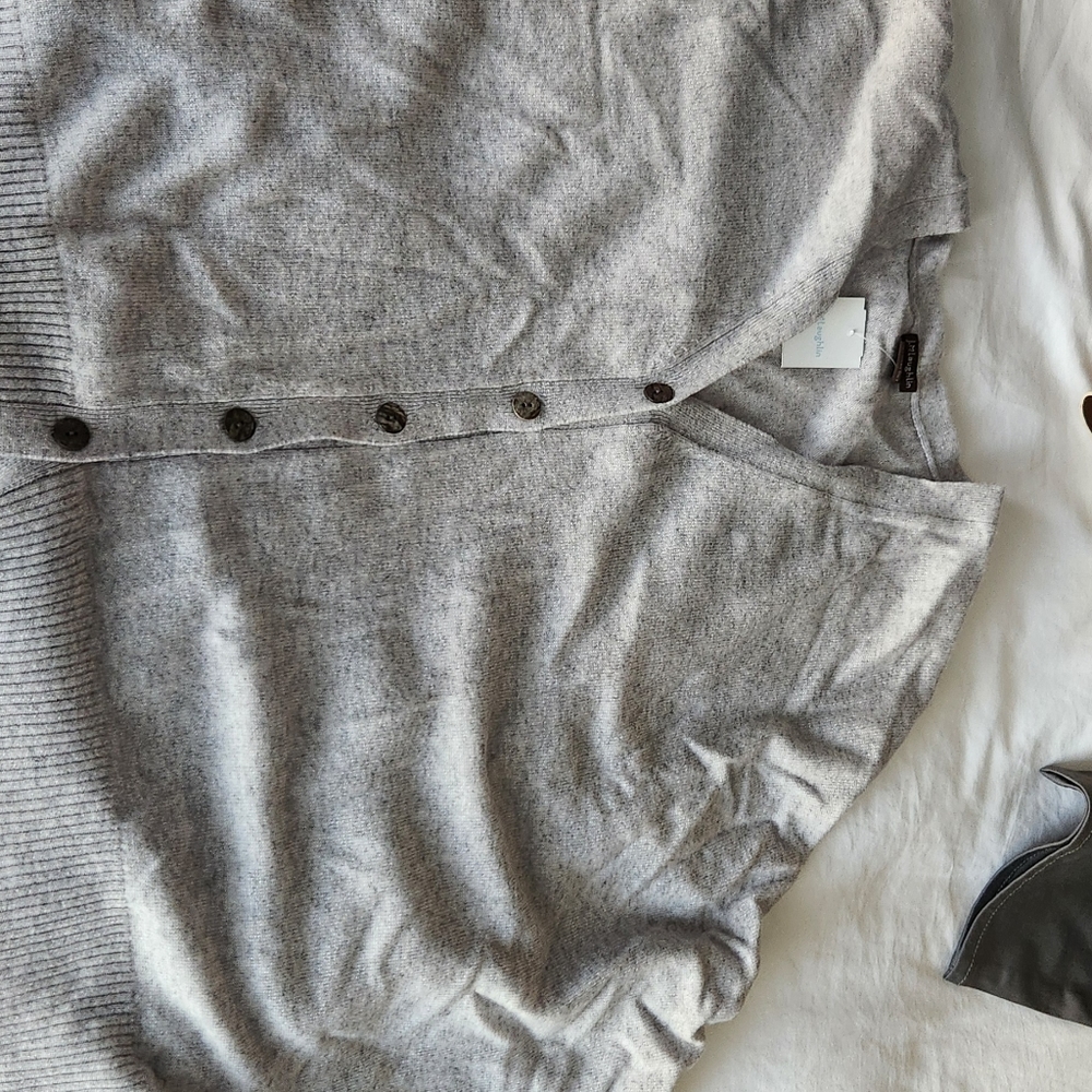 J.Mclaughlin cashmere shrawl cardigan